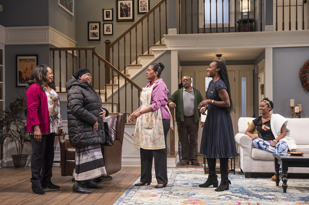 The cast of Danai Gurira&#39;s Familiar, directed by Danya Taymor, at Steppenwolf Theatre.