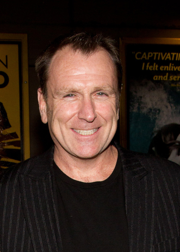 Colin Quinn will bring his new comedy Red State Blue State to Minetta Lane Theatre.