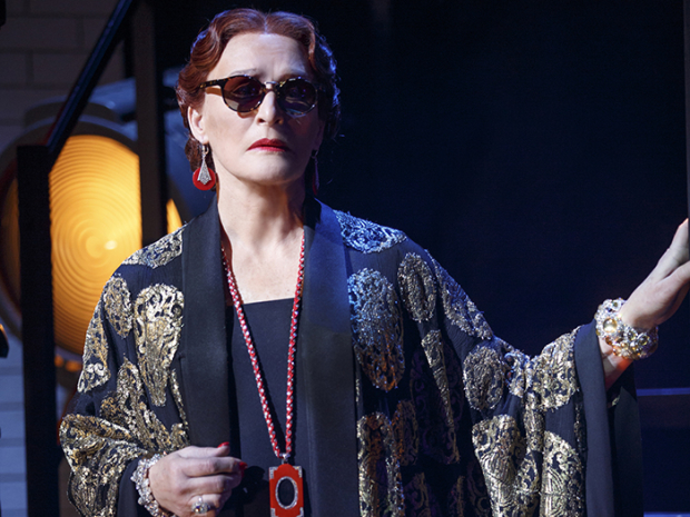 Glenn Close as Norma Desmond in the 2017 revival of Sunset Boulevard at Broadway&#39;s Palace Theatre.