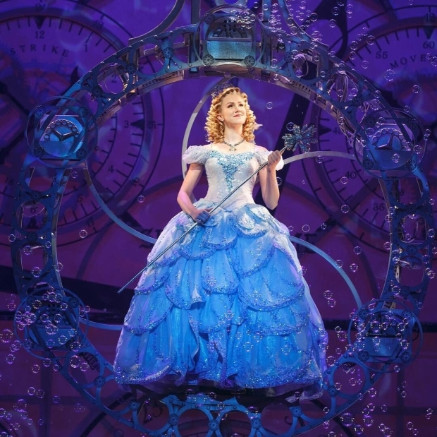 Ginna Claire Mason will assume the role of Glinda in the Broadway production of Wicked beginning April 9.