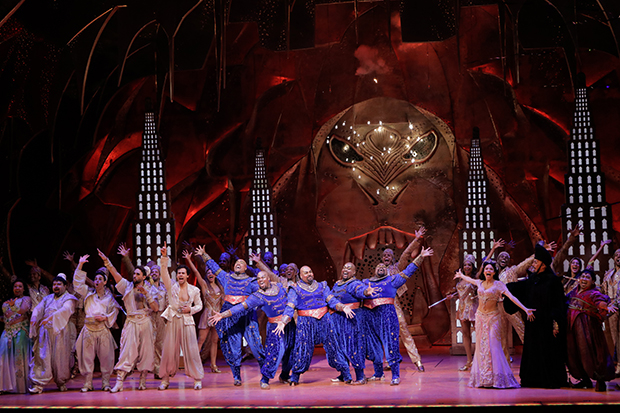 Five Genies and the current cast of Aladdin toast the show&#39;s 5th anniversary on Broadway.