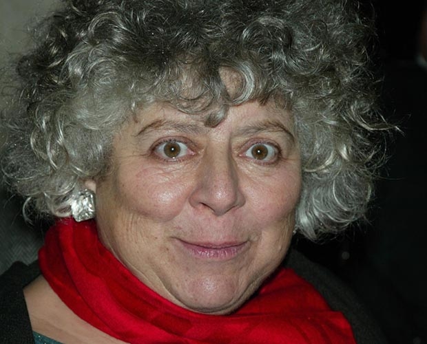 Miriam Margolyes has publicly supported Mark Rylance in his disassociation with the Royal Shakespeare Company.