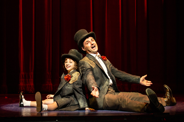 Sophie Knapp as Baby Gumm, and Max von Essen as Frank Gumm in Chasing Rainbows: The Road to Oz.