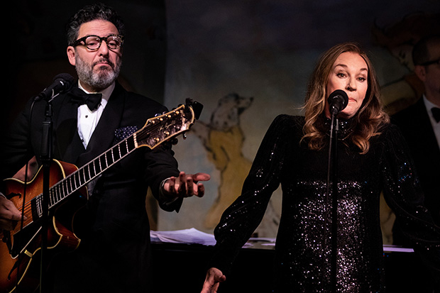John Pizzarelli and Jessica Molaskey return to the Café Carlyle for their annual residency.