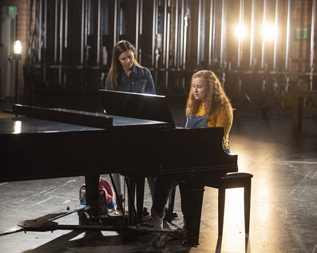 Olivia Rodrigo and Julia Lester performing their duet in episode 2 of High School Musical: The Musical: The Series.