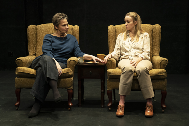 Randy Danson (Linda) and Emily Cass McDonnell in Lucas Hnath&#39;s The Thin Place, directed by Les Waters, at Playwrights Horizons. 