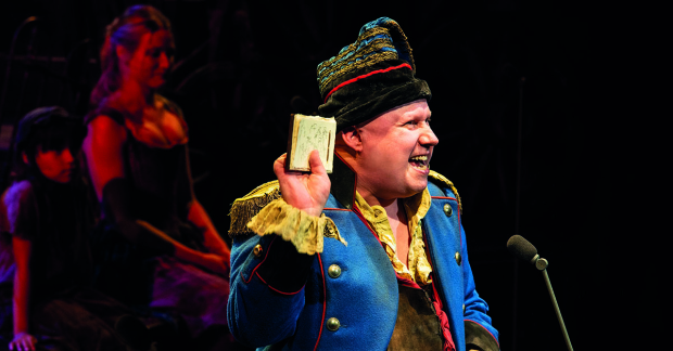 Matt Lucas as Thénardier in Les Misérables — The Staged Concert