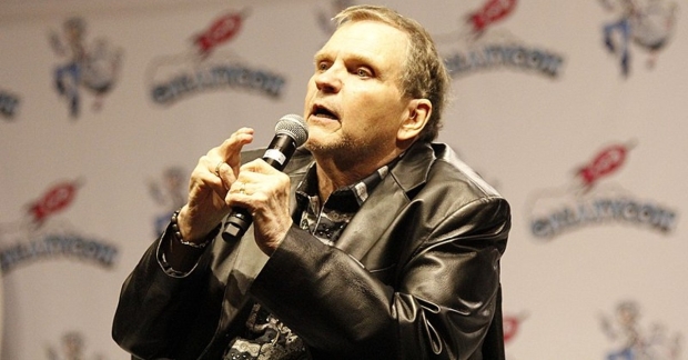 Rock and roller and stage veteran Meat Loaf has died. 