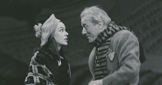 Ella Logan and Albert Sharpe in the original production of Finian&#39;s Rainbow
