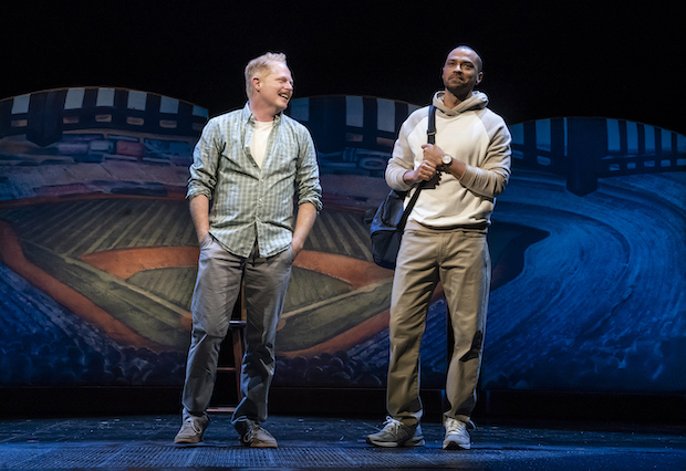 Jesse Tyler Ferguson plays Mason, and Jesse Williams plays Darren in Take Me Out on Broadway. 