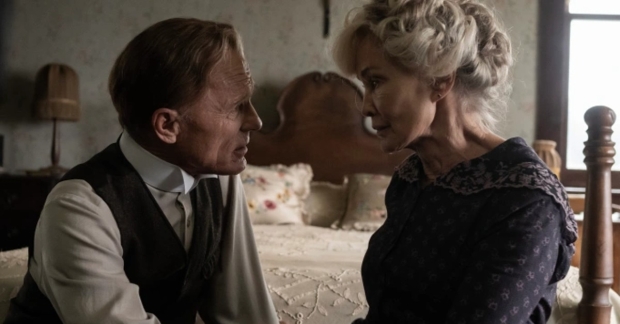 Ed Harris and Jessica Lange in a first image from the new film adaptation of Long Day&#39;s Journey Into Night.