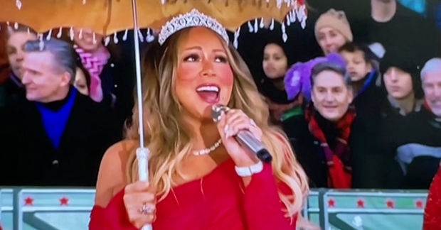 Mariah Carey appears at the 2022 Macy&#39;s Thanksgiving Day Parade. 