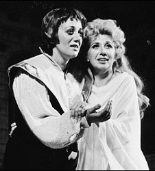Tatiana Troyanos as Romeo and Sills as Juliet in Sarah Caldwell's 1975 production of Bellini's I Capuleti e i Montecchi