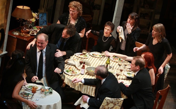 The cast of Broadway&#39;s August: Osage County might have better spent their dinner time at the theater.