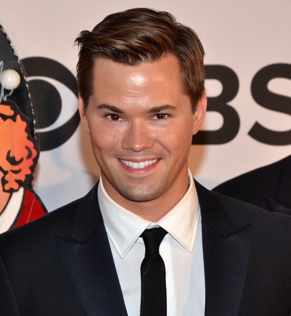 Tony nominee Andrew Rannells joins the cast of the 2014 Broadway Backwards benefit concert.