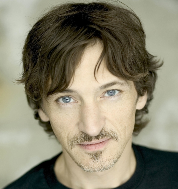 Oscar nominee John Hawkes will star in David Auburn&#39;s Lost Lake, a production of Manhattan Theatre Club at New York City Center — Stage I.