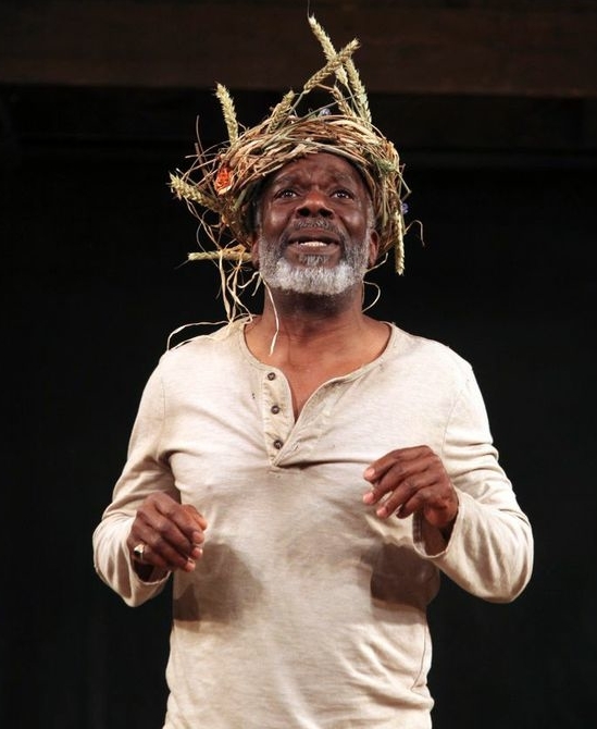 Joseph Marcell as Lear in the Shakespeare&#39;s Globe production of King Lear, now at the NYU-Skirball Center.