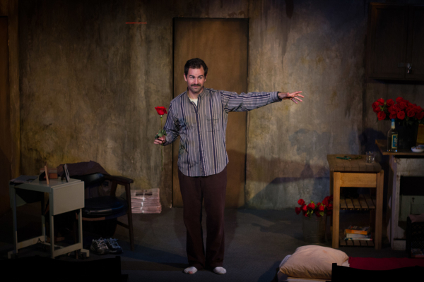 Christopher Domig as Sad in Robert Schneider&#39;s Dirt, directed by Mary Catherine Burke, at the 4th Street Theater.