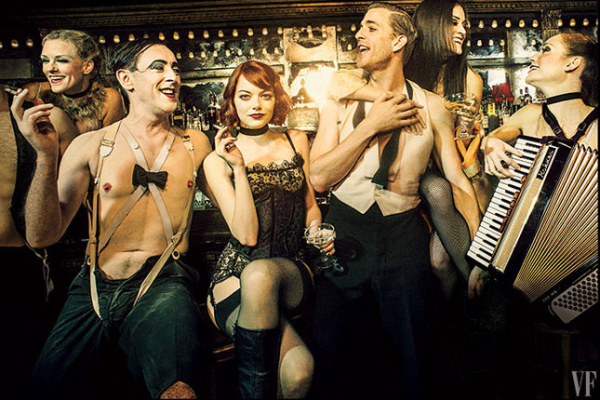 Alan Cumming and Emma Stone (second and third from left) with Stacey Sipowicz, Benjamin Eakeley, Andrea Goss, and Kaleigh Cronin of Broadway&#39;s Cabaret.