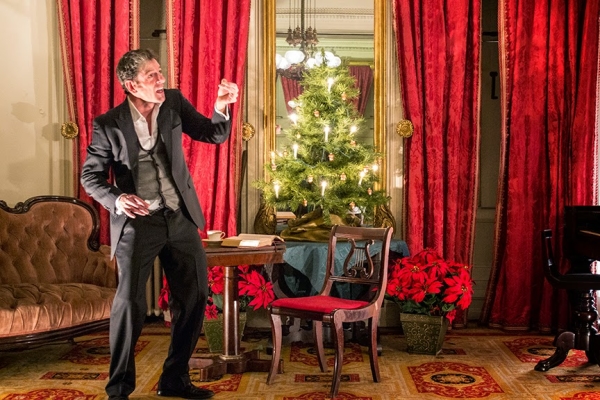John Kevin Jones performs a solo version of Charles Dickens&#39; A Christmas Carol, directed by Rhonda Dodd, at the Merchant&#39;s House Museum.