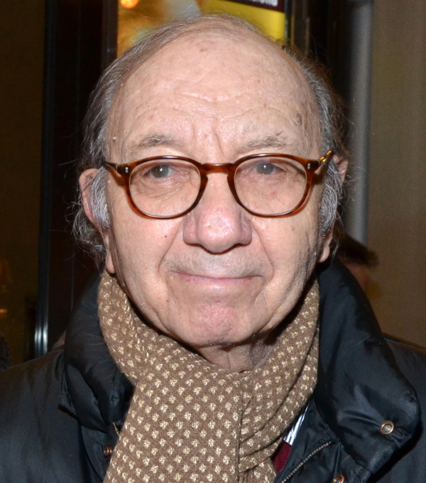 Prolific playwright Neil Simon has died at the age of xx.