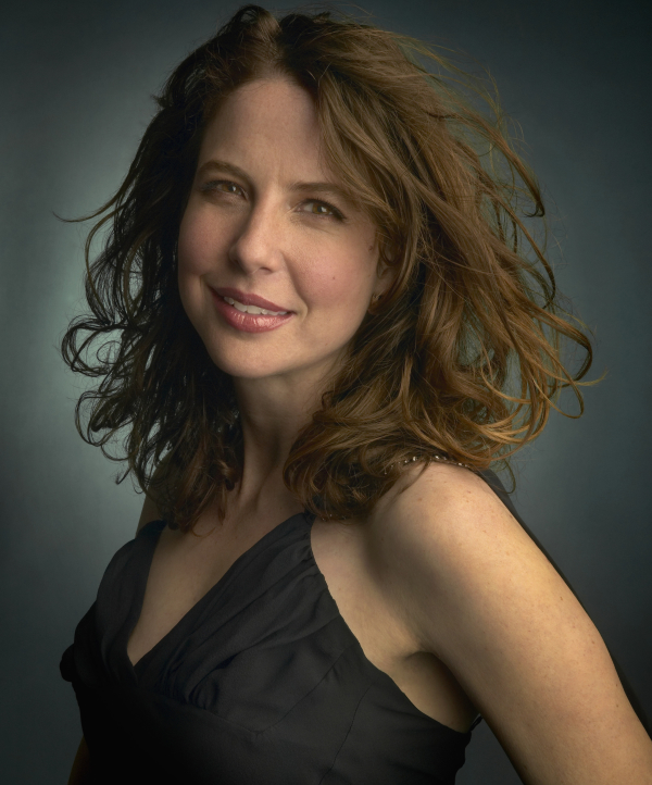 Robin Weigert will no longer lead the cast of Rapture, Blister, Burn at Chicago&#39;s Goodman Theatre.