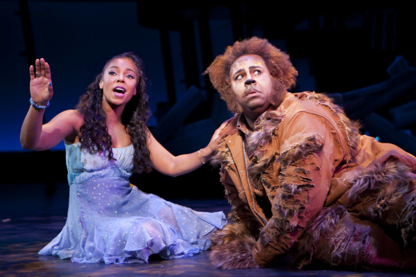 Ashanti and James Monroe Iglehart in the 2009 Encores! production of The Wiz.
