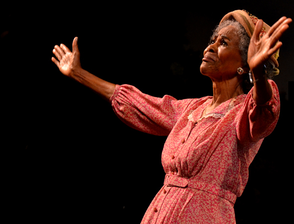Cicely Tyson in her Tony-winning role as Carrie Watts in the 2013 revival of The Trip to Bountiful.