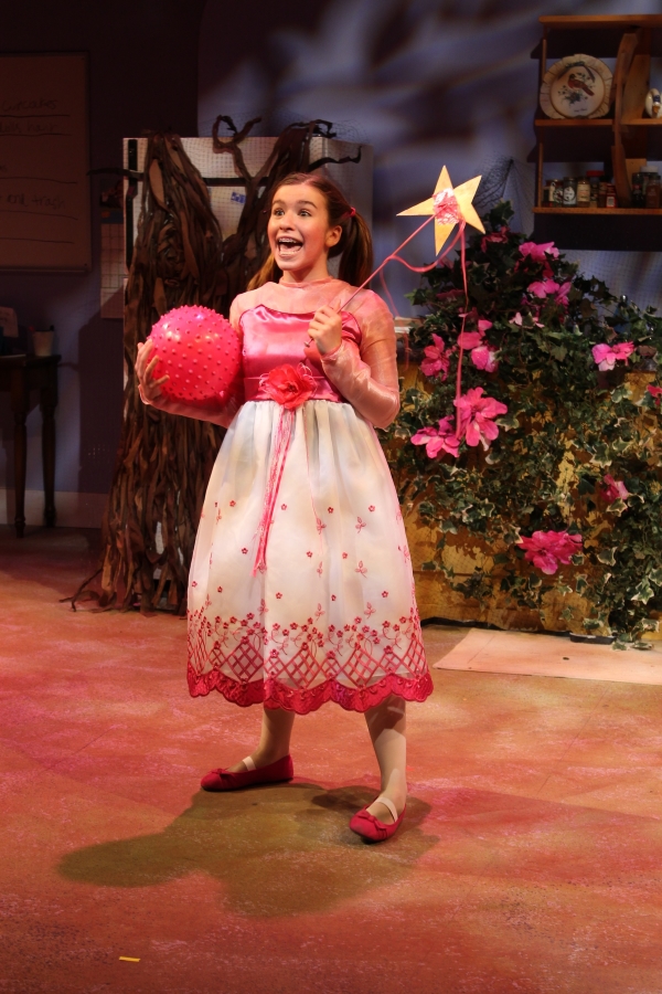Margaret McFadden plays the title character in Boston Children&#39;s Theatre&#39;s Pinkalicious, which begins tonight at the Cambridge YMCA Theatre.